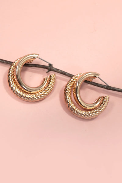 BOLD TWIST ROPE GOLD INTERWINED HOOP EARRINGS | 80E5890