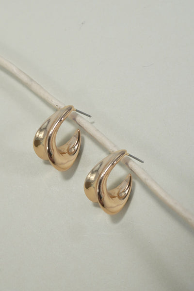 OVAL HUGGIE TITANIUM POST HOOP EARRINGS | 31E40518