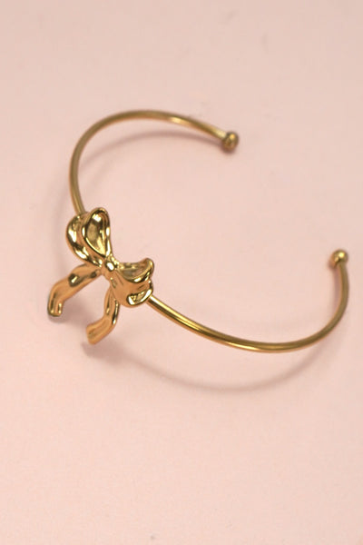 18K STAINLESS STEEL BOW RIBBON CUFF BRACELET | 40B5141