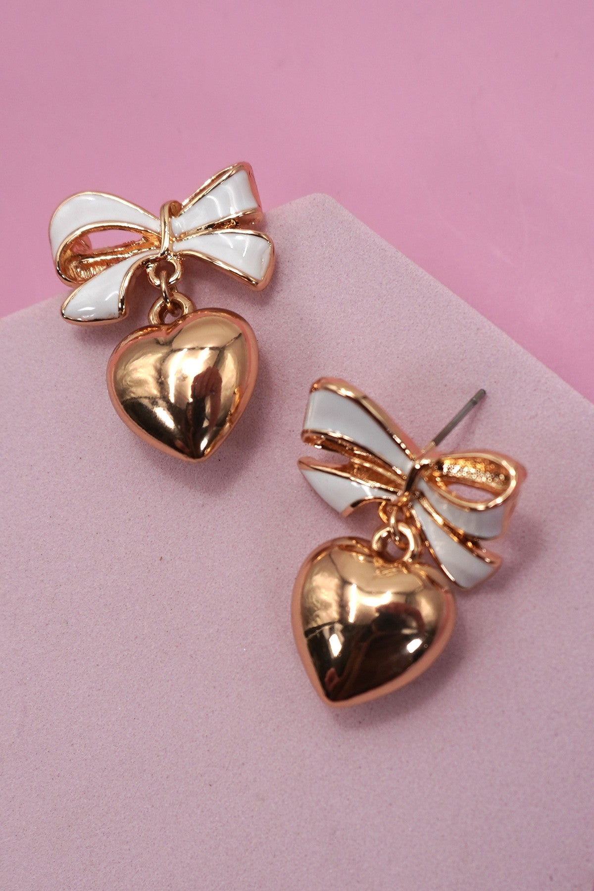 EPOXY BOW HEART DROP EARRINGS | 31E50382
