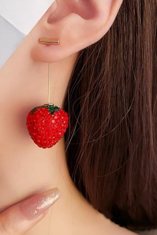 CRYSTAL STRAWBERRY WIRE DROP EARRINGS |  40E355