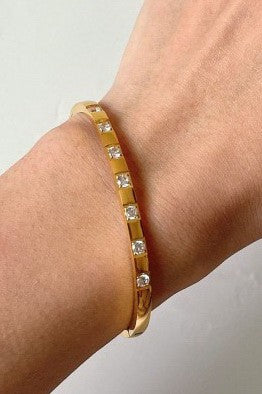 18K STAINLESS STEEL TARNISH FREE RHINESTONE BANGLE | 40B5146