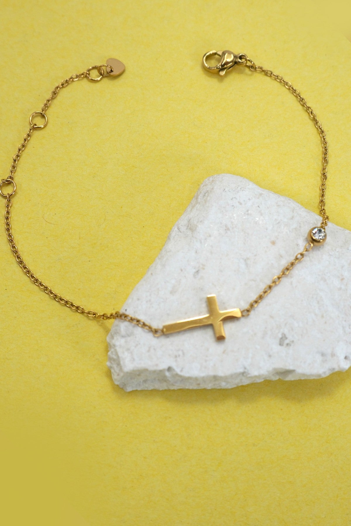 18K STAINLESS STEEL TARNISH FREE CROSS BRACELET | 40B5149