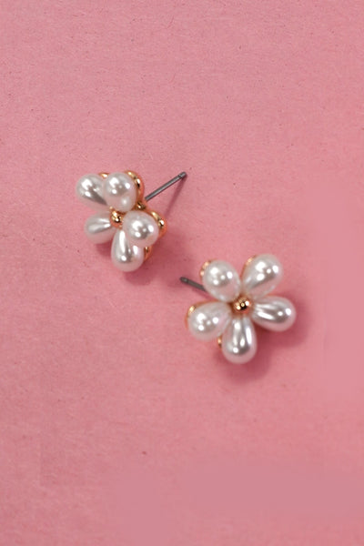 PEARL DAISY FLOWER STUD EARRINGS | 80E6657