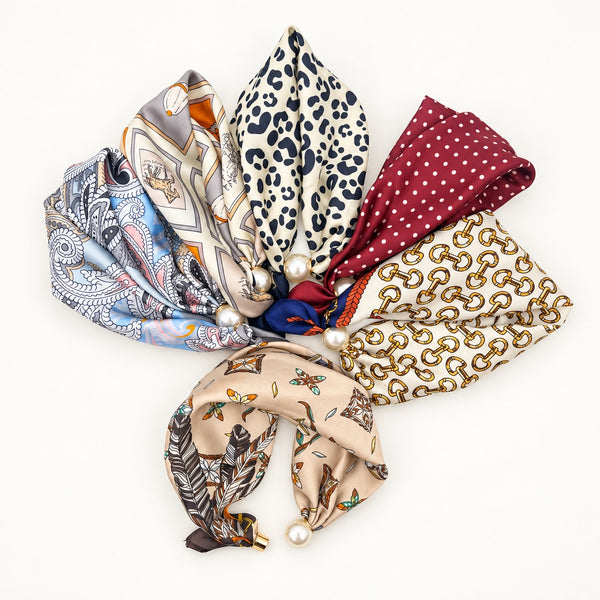 Silk Feel Pearl Magnetic Clasp Scarf Necklace | 40NK9802