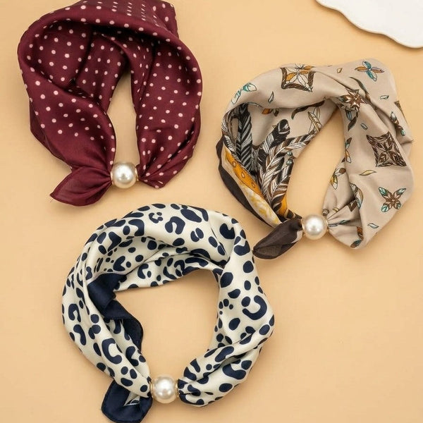 Silk Feel Pearl Magnetic Clasp Scarf Necklace | 40NK9802