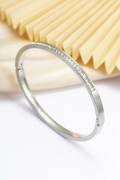 18K NON-TARNISH WATERPROOF STAINLESS STEEL BANGLE | 40B5152