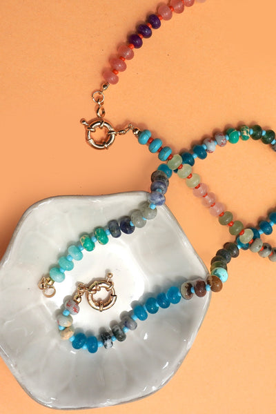 NATURAL STONE CHARM  SPRING CLASP BEADED NECKLACE | 40NK9467