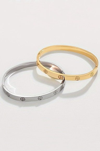 18K NON-TARNISH WATERPROOF STAINLESS STEEL BANGLE | 40B5155