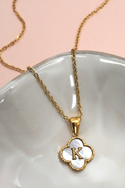 18K STAINLESS STEEL MOP CLOVER INITIAL NECKLACE | 40NK9487