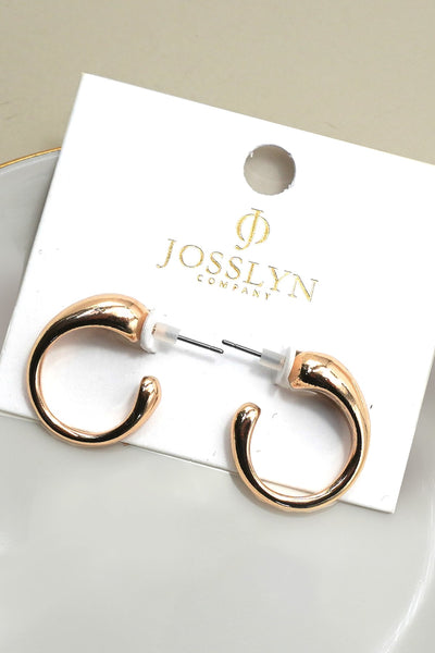 TEARDROP HUGGIE HOOP EARRINGS | 31E50775
