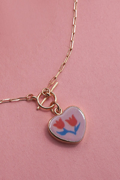 PORCELAIN FLOWER HEART CHARM TOGGLE NECKLACE | 80N91839