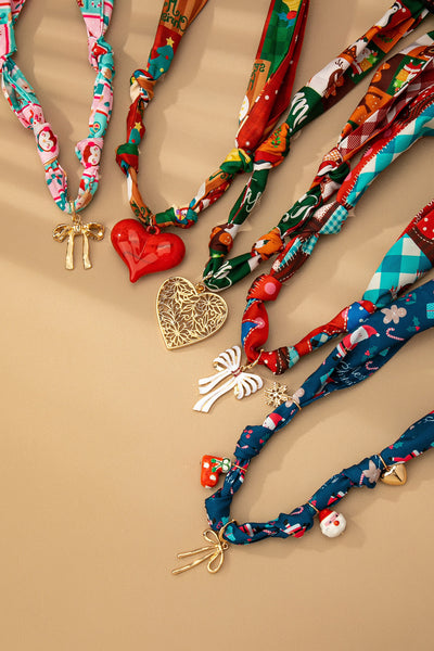 HANDMADE SCARF NECKLACE - CHRISTMAS SNOWMAN BOW | 80N91827