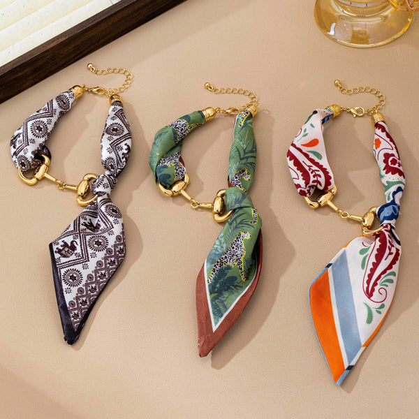 Horsebit Centerpiece Silky Printed Scarf Bracelet | 80B1955