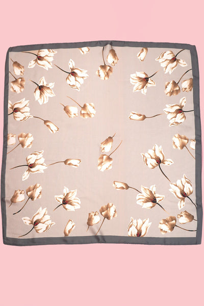 FLOWER PRINT SILKY FEELING BANDANA SCARF | 40SC664