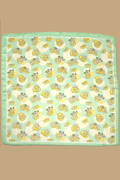 PETITE FLOWER PRINT SILKY FEELING BANDANA SCARF | 40SC663