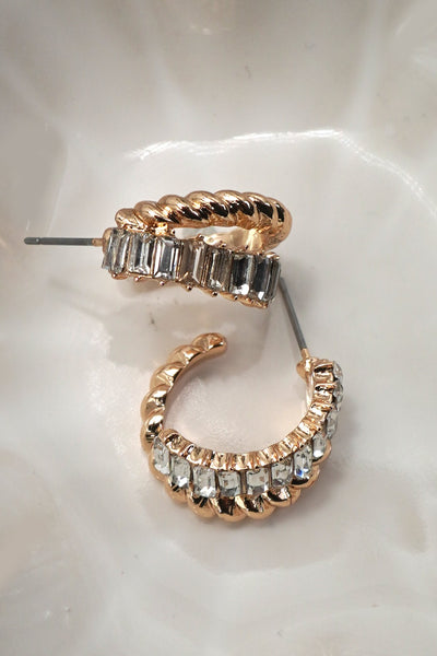 GOLD RHINESTONE INTWINED HUGGIE HOOP EARRINGS | 80E61000