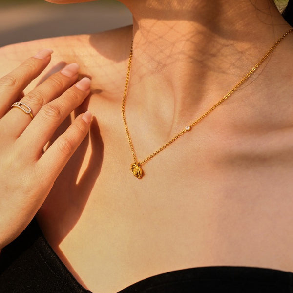 18K STAINLESS STEEL TARNISH FREE FLOWER NECKLACE | 40NK9545