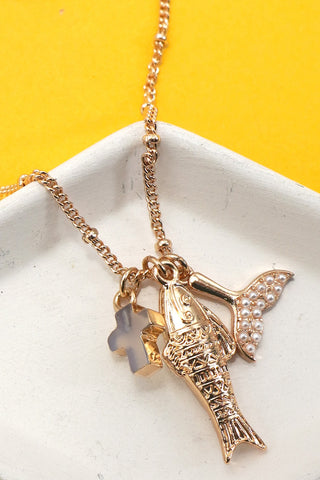SEA LIFE GOLDFISH CLUSTER CHARM NECKLACE | 80N92123