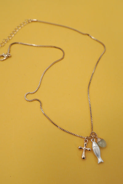 SEA LIFE GOLDFISH CLUSTER CHARM NECKLACE | 80N92122