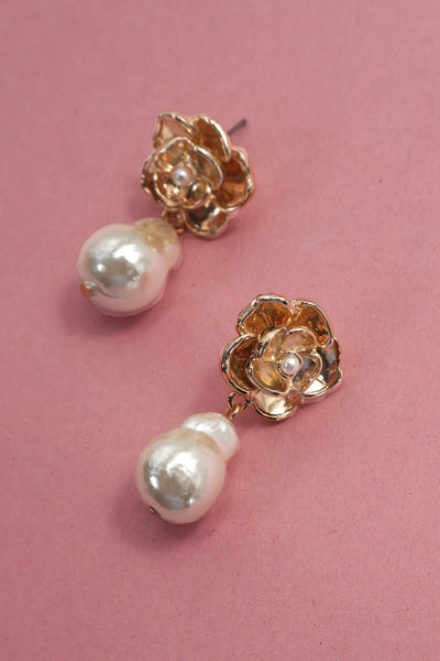 VINTAGE GOLD FLOWER  DROP PEARL ACCENT EARRINGS | 80E61151
