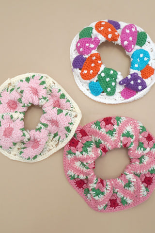 SUPER SOFT CROCHET SCRUNCHIES | 40S740