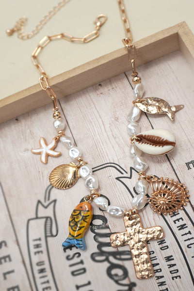 CHARM NECKLACE-PORCELAIN FISH CROSS PEARL | 80N92294