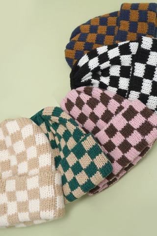 CHECKER SOFT PLUSH BEANIE HAT | 40BN917