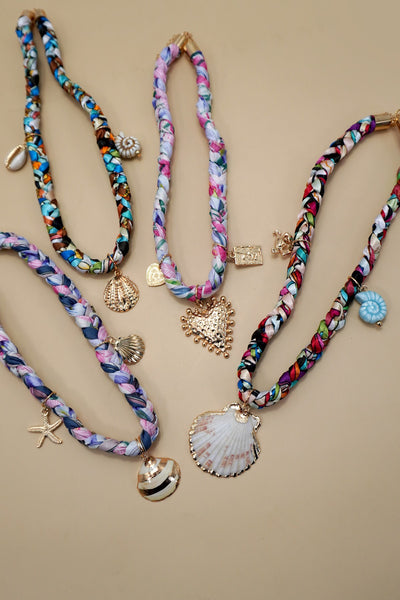 18K STAINLESS STEEL SCARF CHARM NECKLACE | 40NK9556