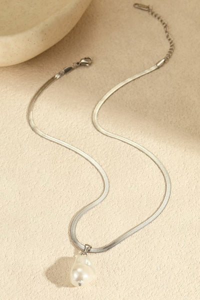 18K STAINLESS STEEL TARNISH FREE PEARL NECKLACE | 40NK9578