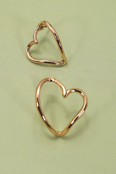 OPEN CUT CURVED HEART STUD EARRINGS | 80E61292