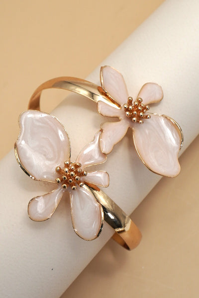 OPEN CUT FLORAL EPOXY ADJUSTABLE CUFF  BRACELET | 80B1532