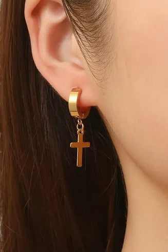18K STAINLESS STEEL TARNISH FREE CROSS EARRINGS | 40E421