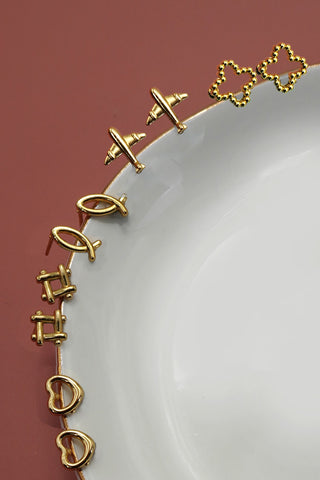 18K Stainless Steel Tarnish Free Waterproof Studs | 40E424