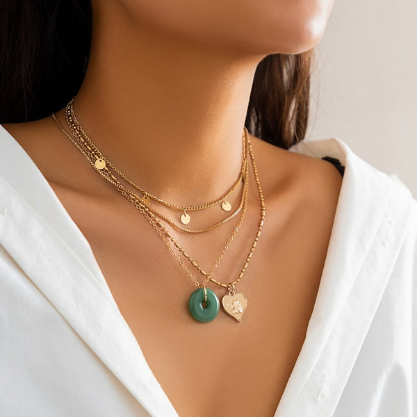 MULTI LAYER GLASS STONE HEART DISC CHARM NECKLACE | 40NK9595