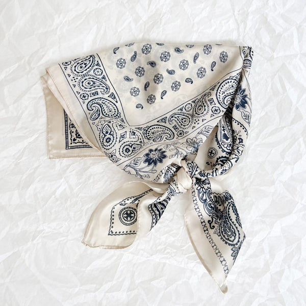Four-Panel Paisley Bandana Print Square Scarf | 40SC745