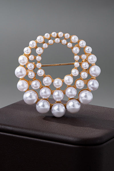 VINTAGE GRADUATED PEARL BROOCH PIN | 80BC056