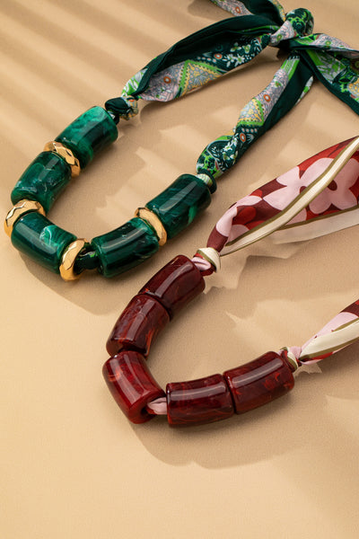 HANDMADE SCARF NECKLACE-CHUNKY MARBLE RESIN | 80N92488