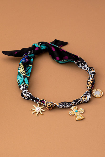 HANDMADE ANIMAL DESIGN SCARF NECKLACE - CROSS SUN | 80N92494