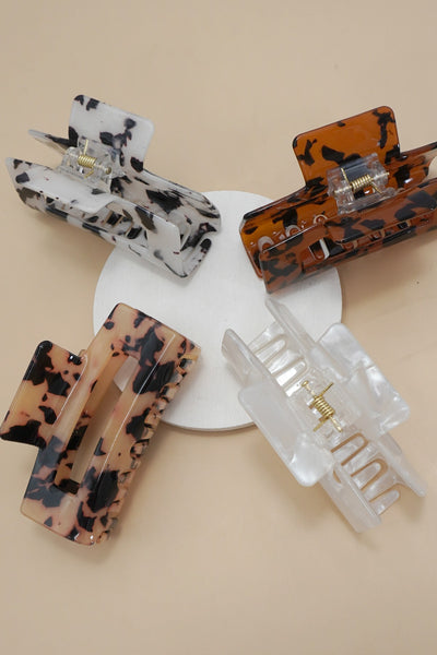 JUMBO ANIMAL TORT PRINT HAIR CLAW CLIPS | 40H1017