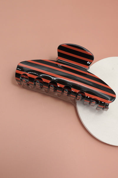 JUMBO STRIPE PLAID OVAL HAIR CLAW CLIPS | 40H1020