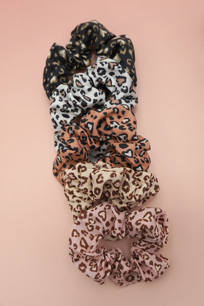 LEOPARD PATTERN SCRUNCHIES SET OF 5 | 40S742