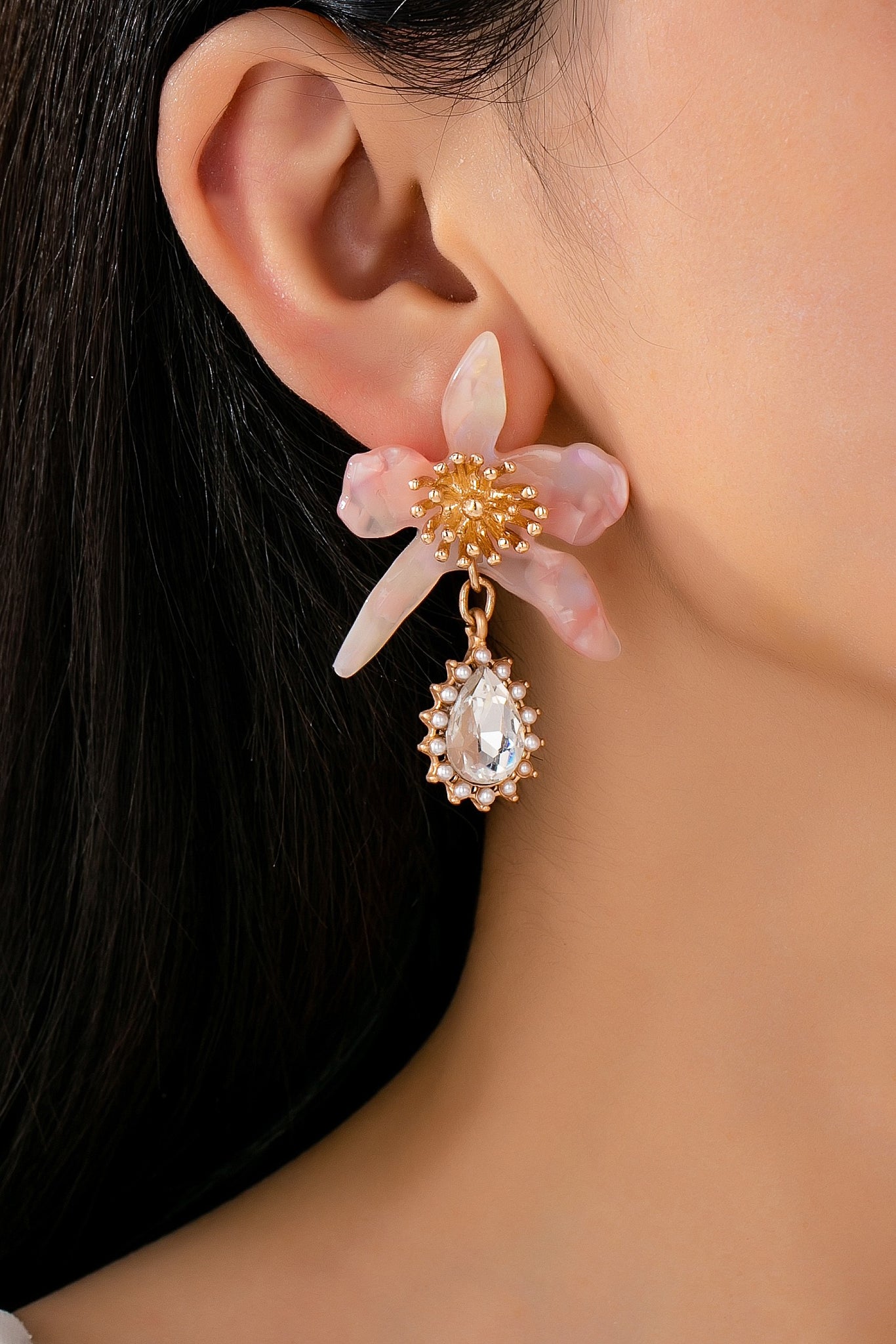 RHINESTEONE DROP FLORAL PINK TORT EARRINGS | 80E61428