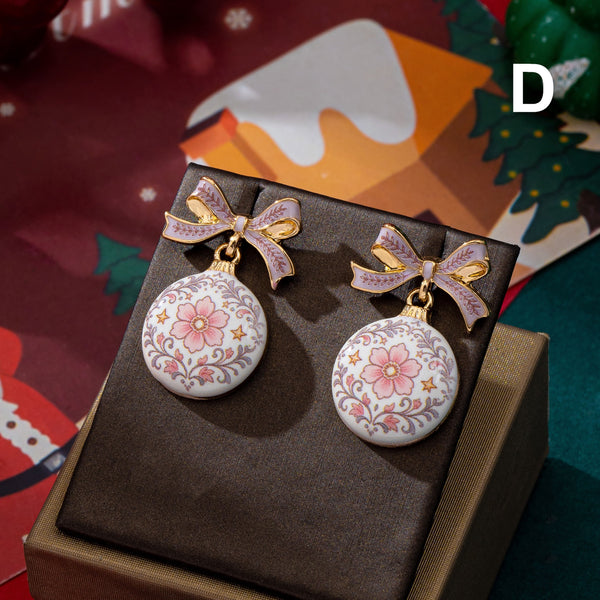 Vintage Botanical Christmas Ornament Bow Earrings | 80E63594