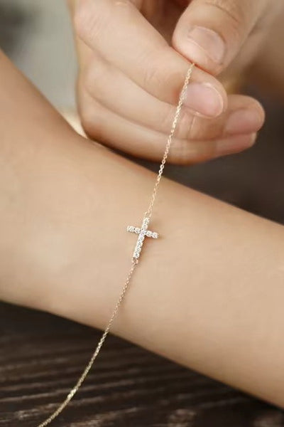 18K STAINLESS STEEL TARNISH FREE CROSS BRACELET | 40B5201