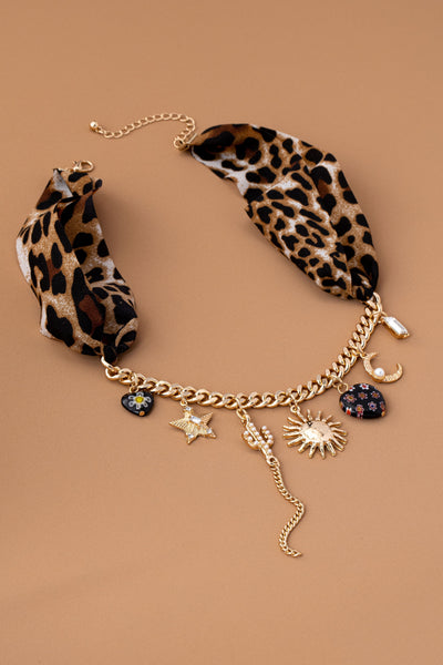 CHARM ANIMAL SCARF NECKLACE-WESTERN SUNBLAST STAR | 80N92617