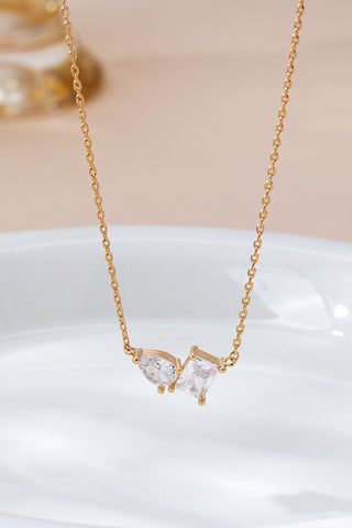 Teardrop Rectangle Crystal Pendant Necklace | 80N92666