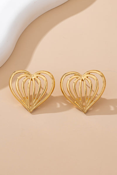 Gold Ribbed Heart Stud Earrings | 80E61753