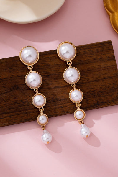 Linear Gradual Pearl Drop Earring | 80E61764