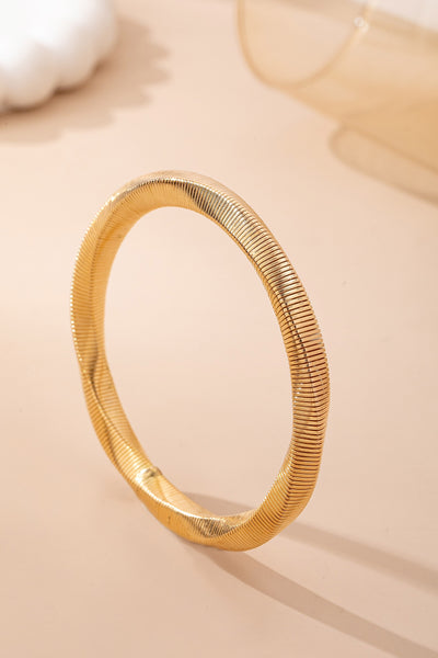 Gold-Tone Flexible Omega Chain Bangle | 80B1688